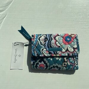 Vera Bradley Haymarket Paisley Jewel Cotton Euro Wallet